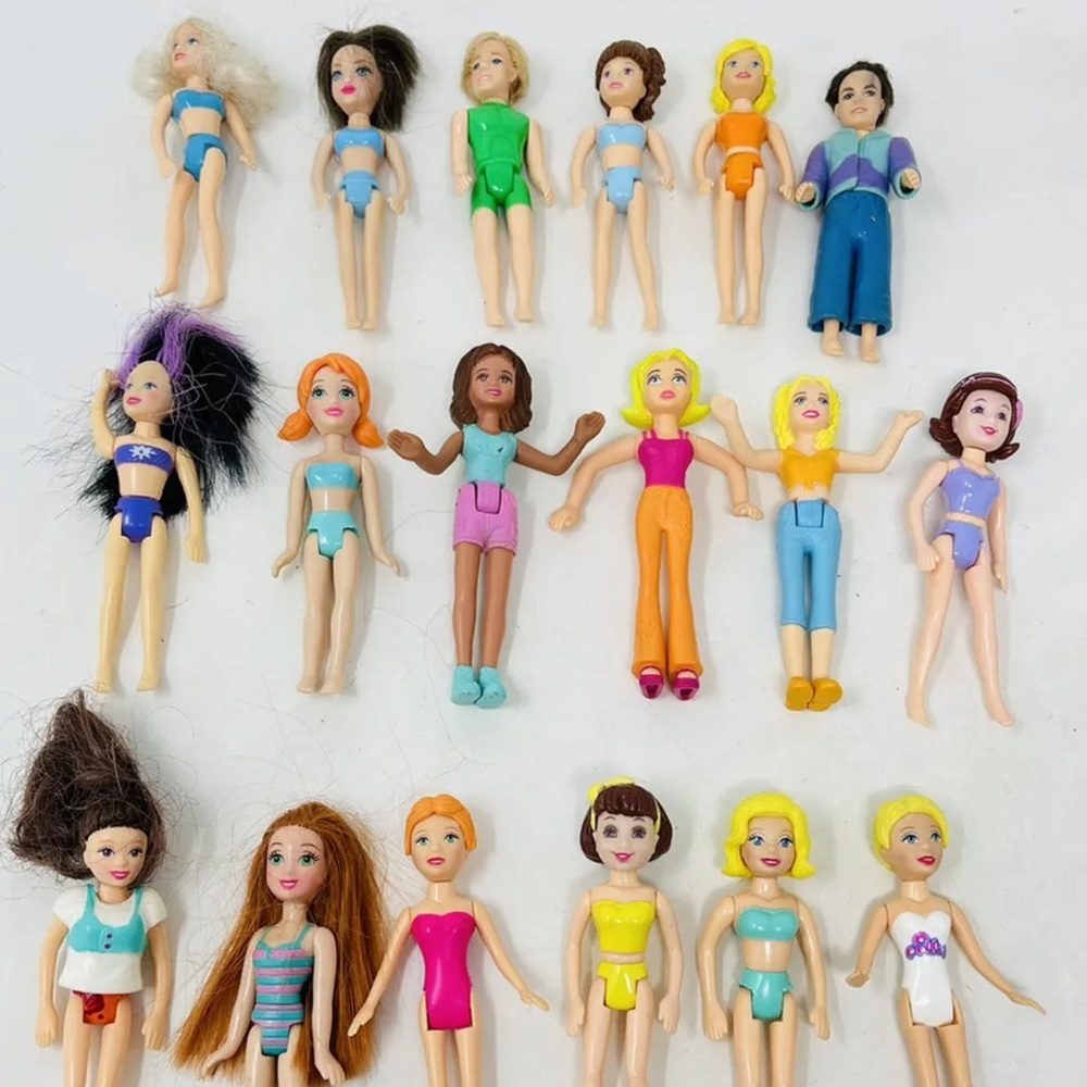 HUGE Polly Pocket Lot Figures 30 Dolls Clothes Shoes Accessories Purses